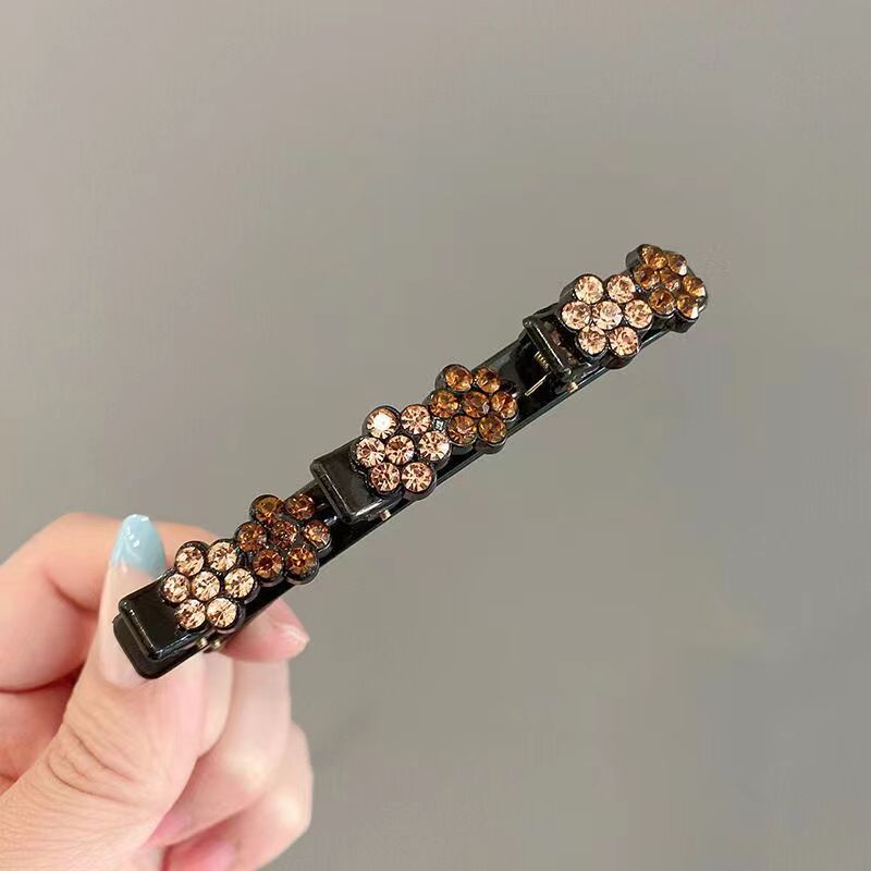 CrystalBraid Haarschmuck - Glamouröse Haarspangen mit funkelnden Kristallen für stilvolle Frisuren
